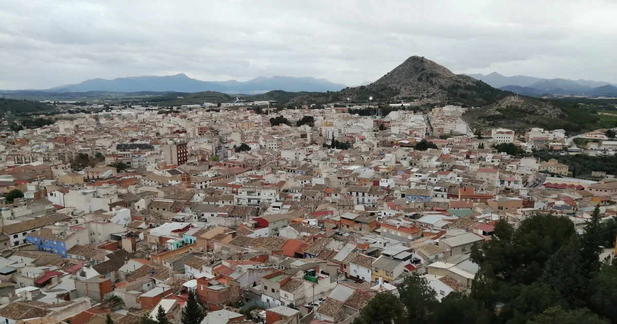 Calasparra: ciudad de la Región de Murcia. Fotografía inmobiliaria profesional con HDR, vídeo 4K y drone AESA certificado.