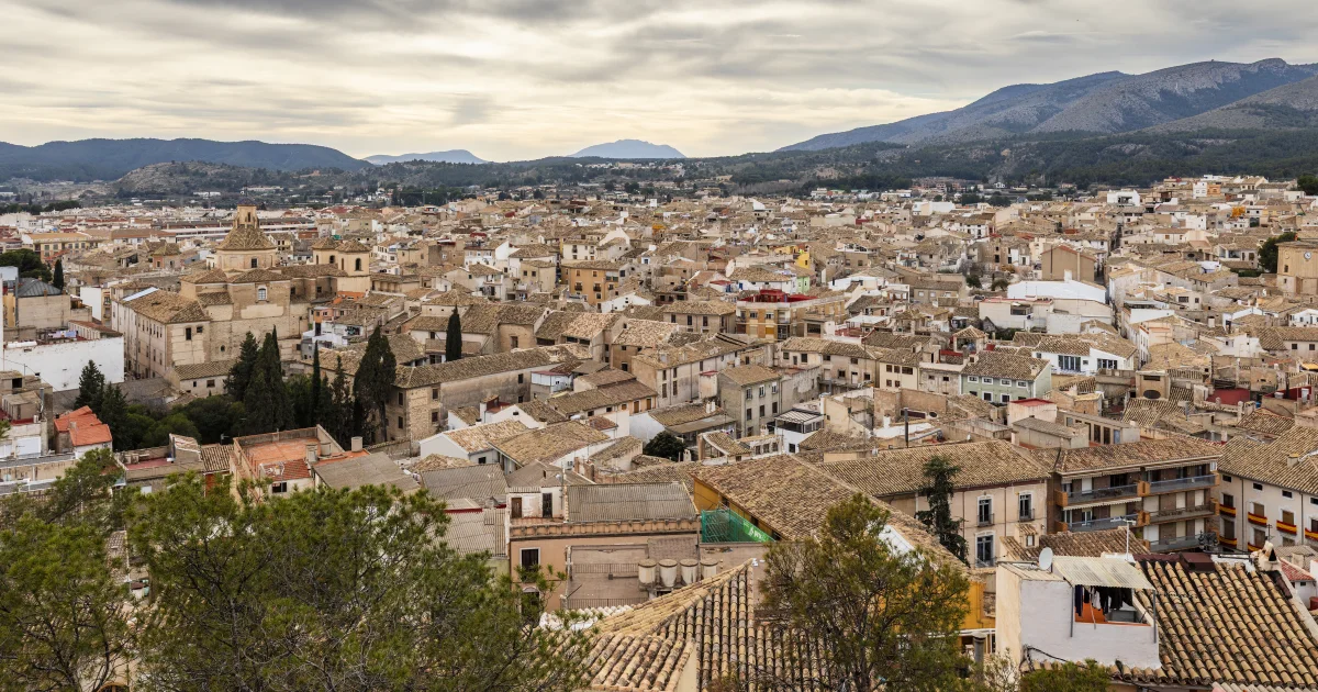 Caravaca de la Cruz: ciudad de la Región de Murcia. Fotografía inmobiliaria profesional con HDR, vídeo 4K y drone AESA certificado.