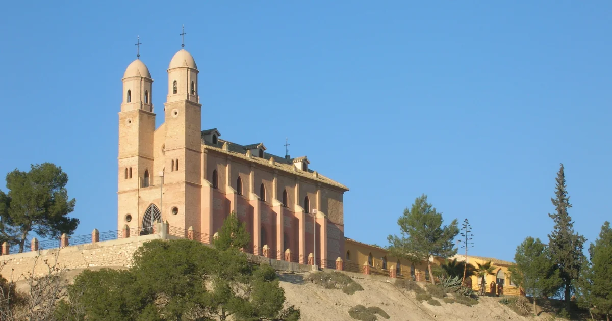 Cieza: ciudad de la Región de Murcia. Fotografía inmobiliaria profesional con HDR, vídeo 4K y drone AESA certificado.