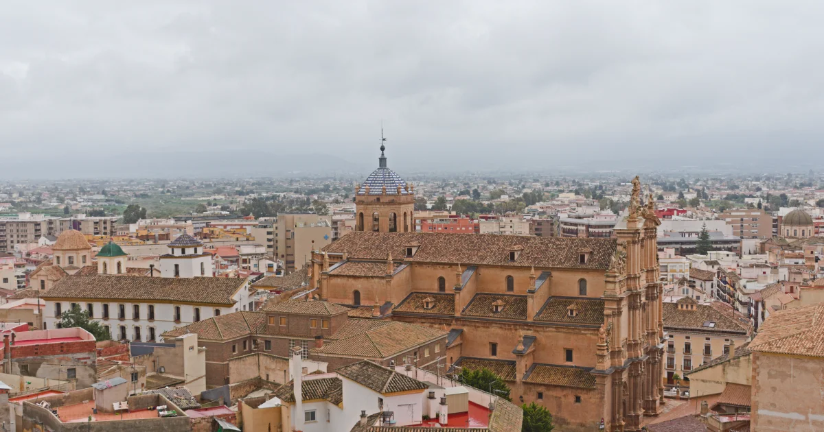 Fotógrafo Inmobiliario en Lorca 1 Lorca: ciudad de la Región de Murcia. Fotografía inmobiliaria profesional con HDR, vídeo 4K y drone AESA certificado.